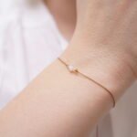 JUTRZENKA - bransoletka jedwabna z kamieniem księżycowym