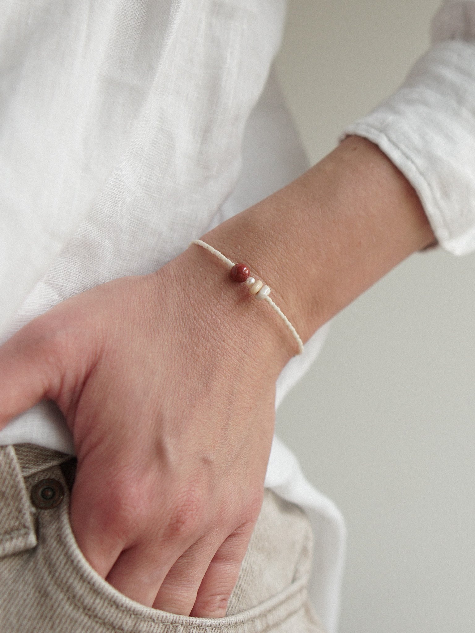 HEL - bransoletka z perłą, jaspisem i spinelem